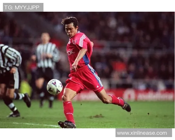 谁是足球场上最具霸气的明星球员引发热议